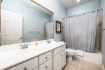 Sunset Island 5 Beachside Mews Third Level Shared Bathroom
